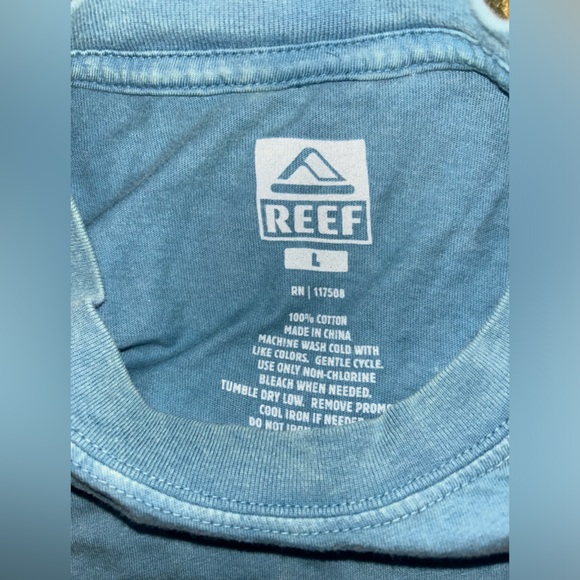 Men's Reef T-Shirt - Picture 4 of 4